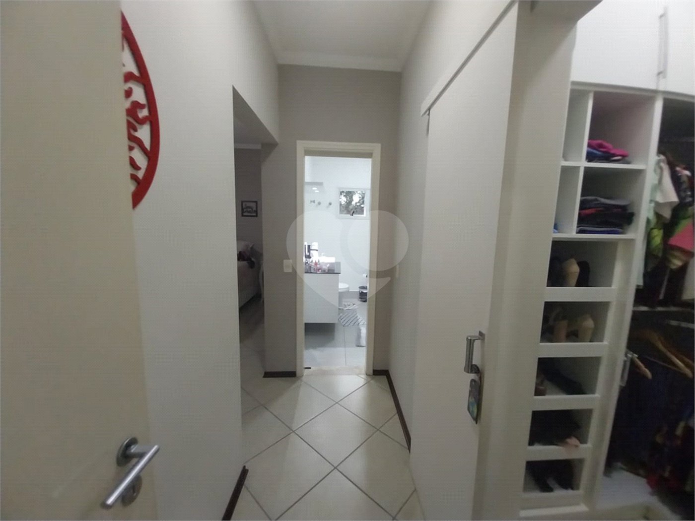 Casa Térrea Disponível para Locação e Venda no Condomínio Vilaggio Capriccio