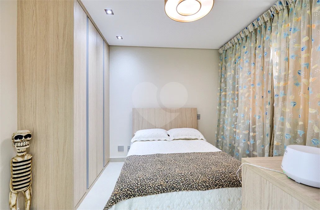 Apartamento à venda com 3 suítes em Jardim Marajoara, São Paulo, SP