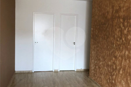 Casa térrea para venda no condomínio fechado Moradas III