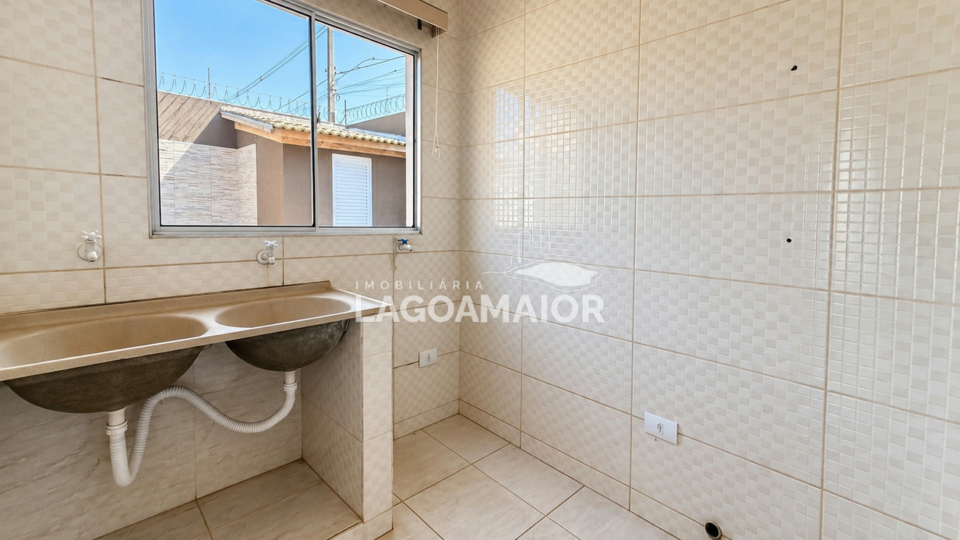 Casa à venda com 3 quartos, sendo 1 suíte, em Jardim dos Ipês, Três Lagoas - MS