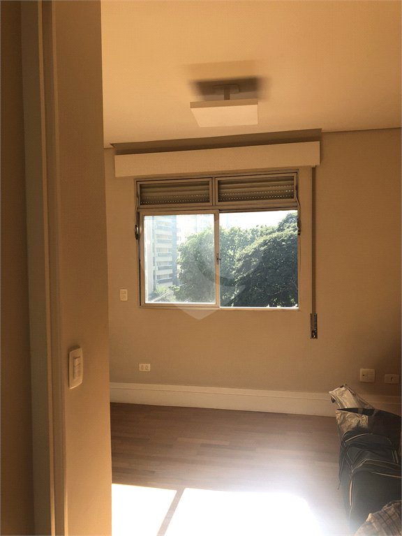 Pronto para morar: apartamento semi mobiliado de 127 m² com 3 dormitórios no Jardim Paulista