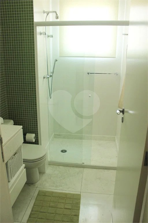 Apartamento na Vila Mariana com 5 dormitórios 04 suítes à venda