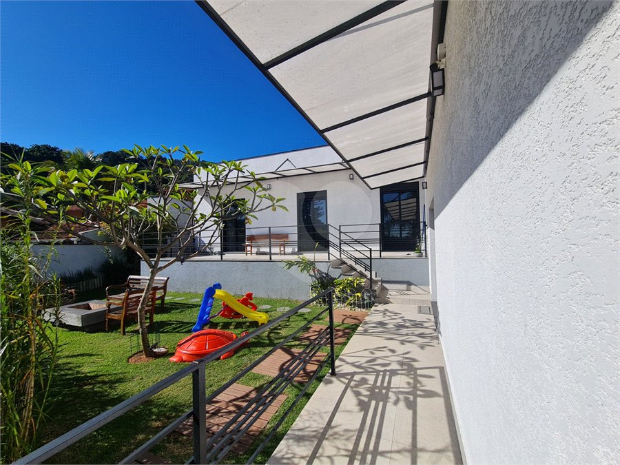 Casa com 4 dormitórios à venda, 214 m² por R$ 1.890.000 - Parque Arco Iris - Atibaia/SP