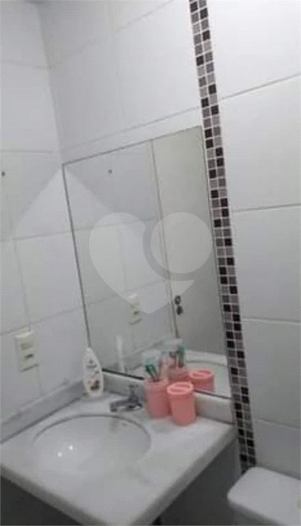 Apartamento 3 dormitórios Cond. Laranjeiras.