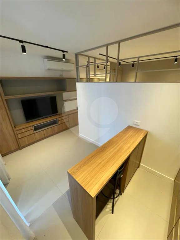 Apartamento studio para venda no Campo Belo de 47,36 m² - 1 vaga