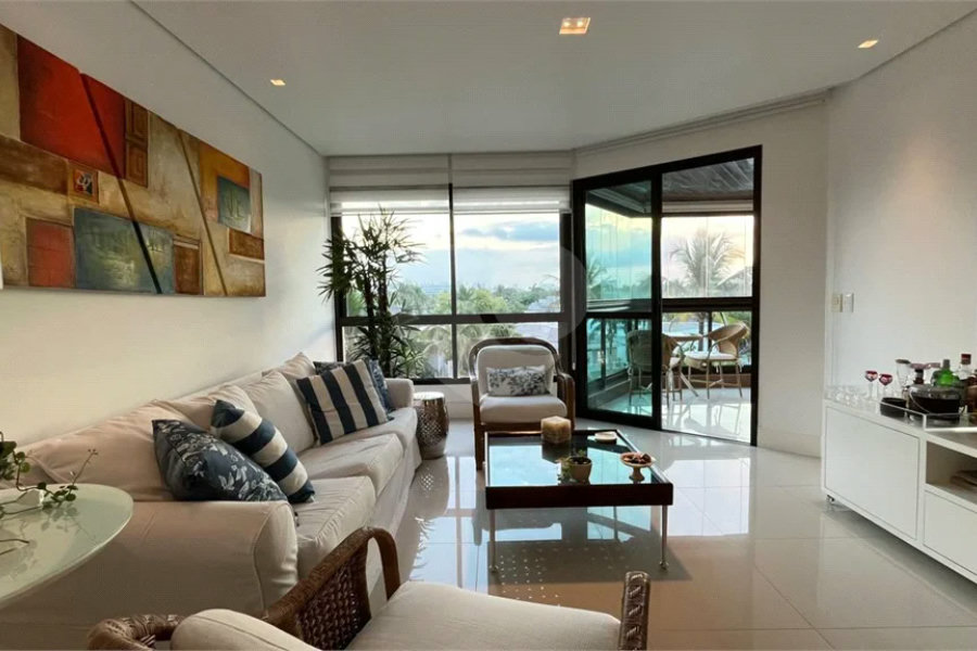 Apartamento à venda com 3 quartos, sendo 2 suítes,  em Riviera de São Lourenço, Bertioga, SP