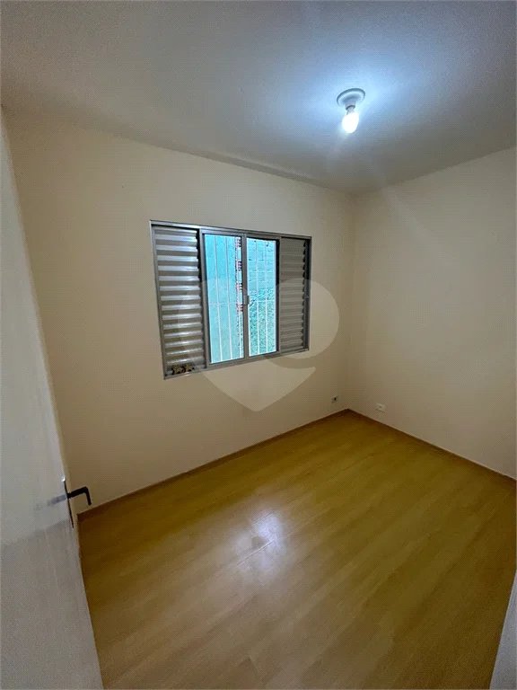 Sobrado em São Paulo com 140m², 4 dormitórios e 2 vagas de garagem
