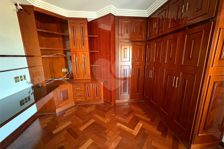 Apartamento disponível no Edifício Palladium no Centro de Piracicaba - SP.