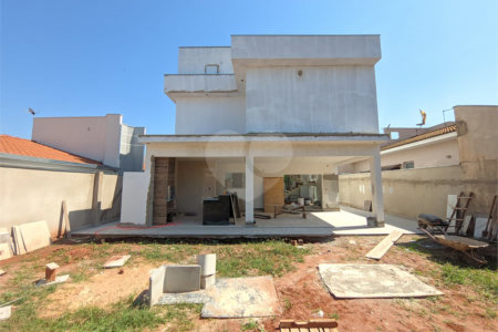 Sobrado no Condomínio Acacias II, localizado em Araraquara/SP .