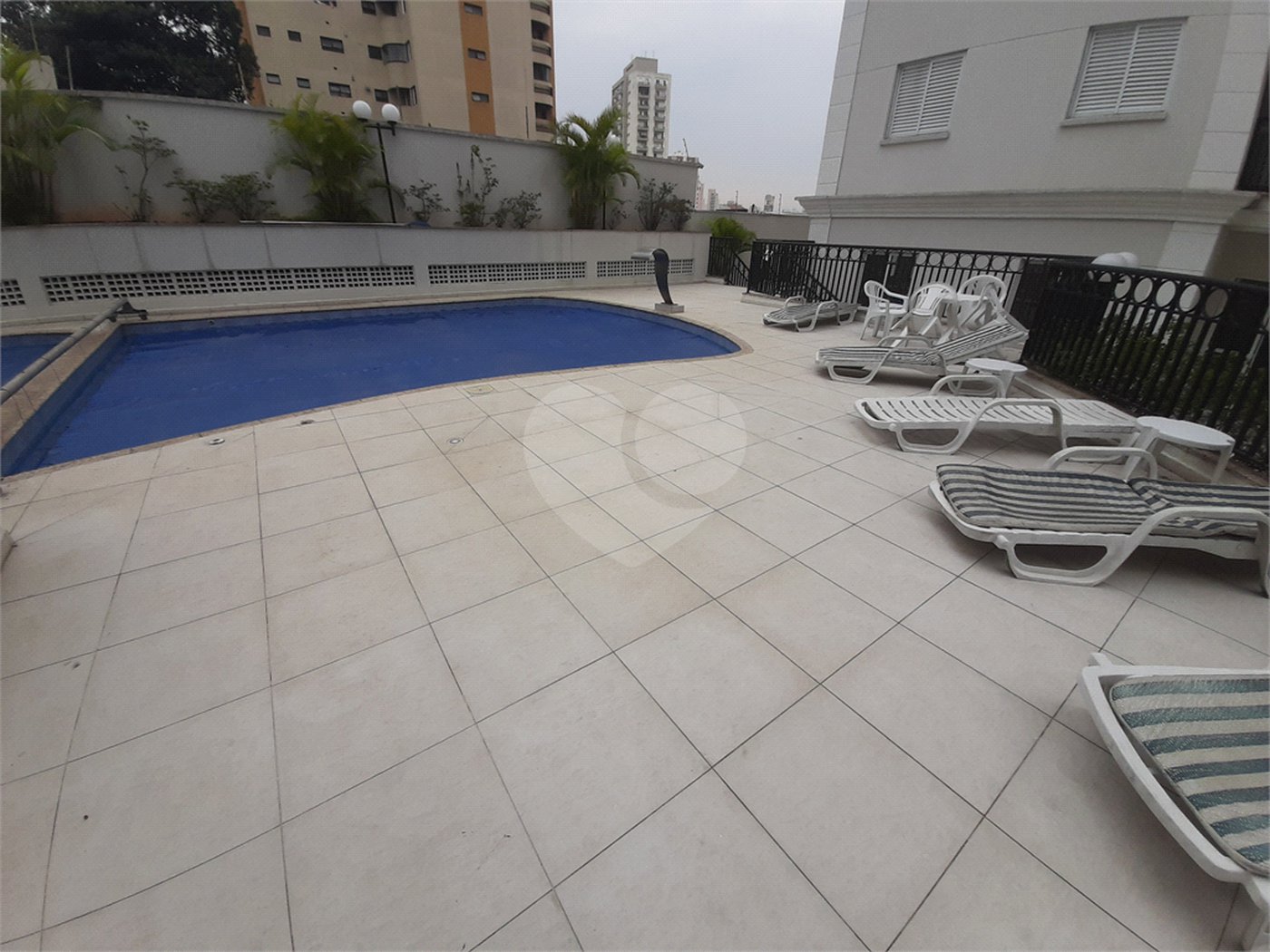 Apartamento 3 dormitórios sacada à venda no bairro de Santana em São Paulo