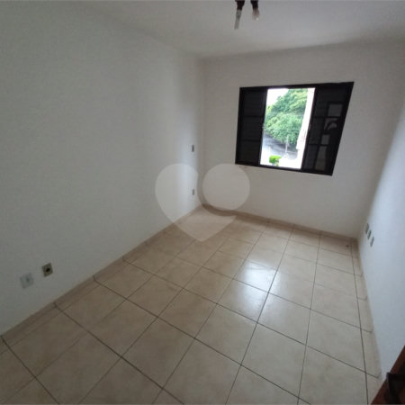 Apartamento no Condomínio Ilha Bela.