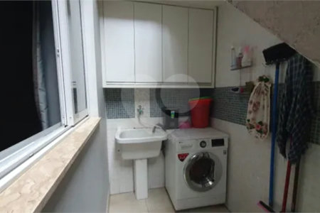 CASA A VENDA, 98M², 3 DORMITORIOS,2 BANHEIROS, 2 VAGAS GARAGEM, BAIRRO NOVO HORIZONTE SÃO JOSÉ DOS C