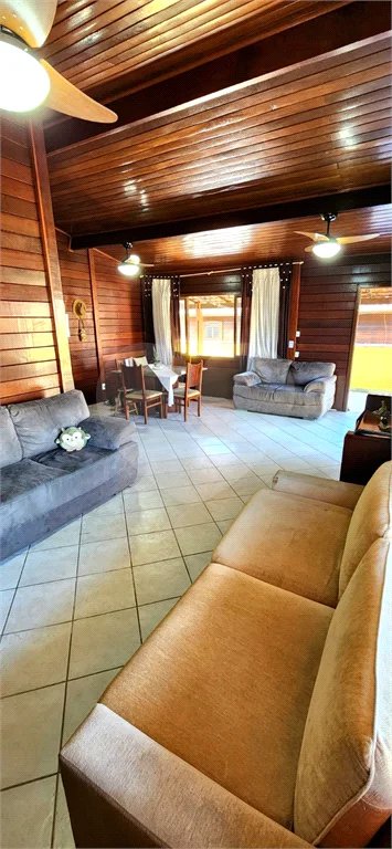 Casa à venda com 4 quartos, sendo 1 suíte, em Morada da Praia, Bertioga, SP