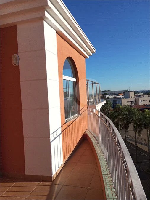 Apartamento / Cobertura Duplex a Venda no Edifício Roma em Vinhedo/SP