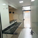 Casa no Conjunto Habitacional Dom Constantino á venda.