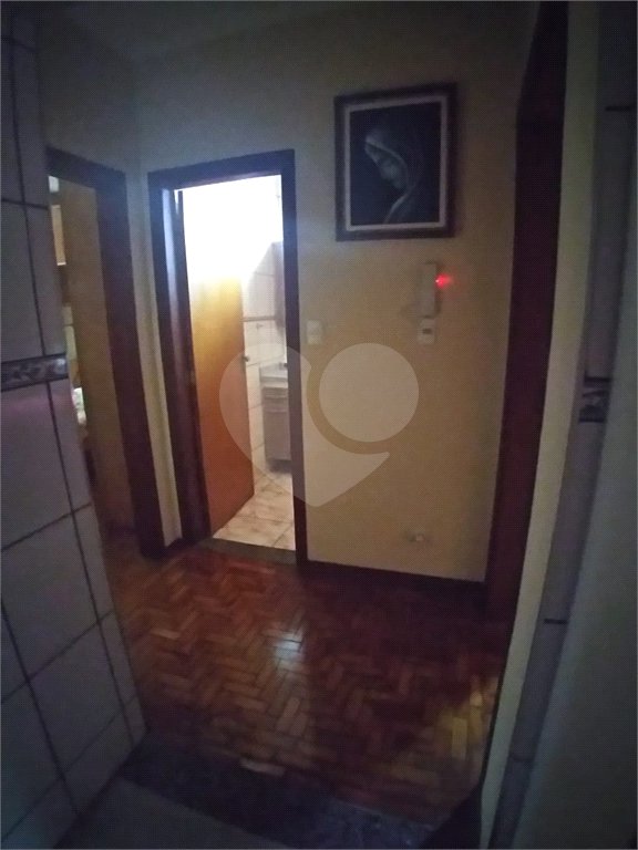 Casa + salão comercial na Vila Vista Alegre
