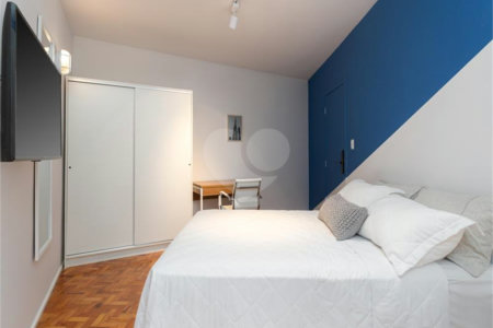 Excelente oportunidade para reformar e ficar com o apartamento dos seus sonhos!