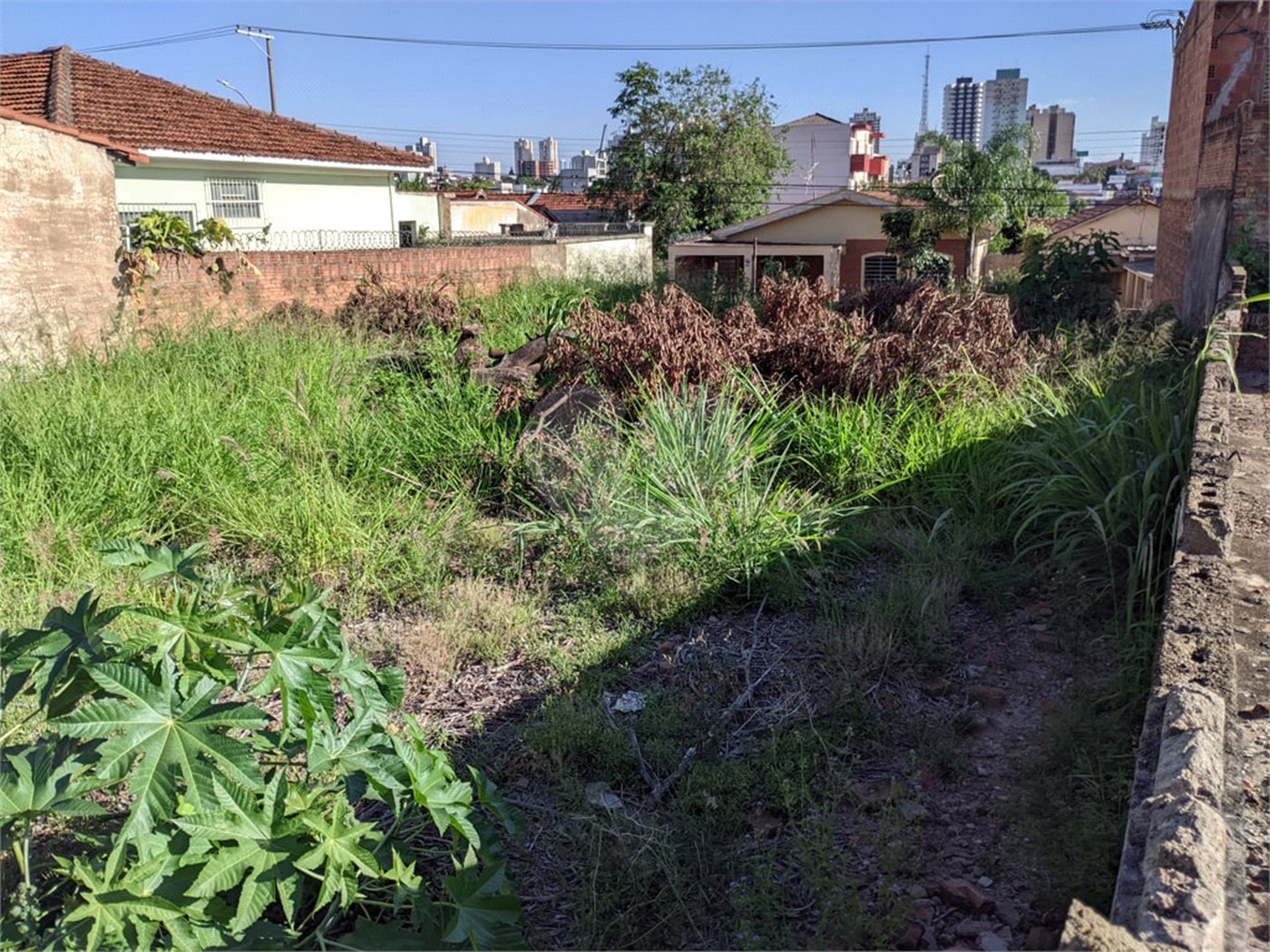 Terreno com 410,00 m² no bairro Vila Costa do Sol.