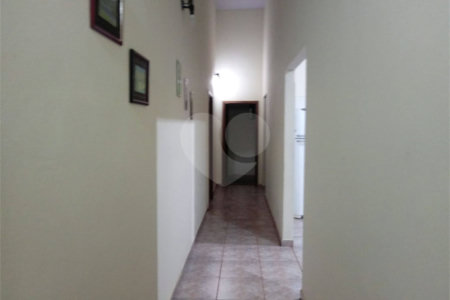 Chácara Balneário do 29 com piscina.