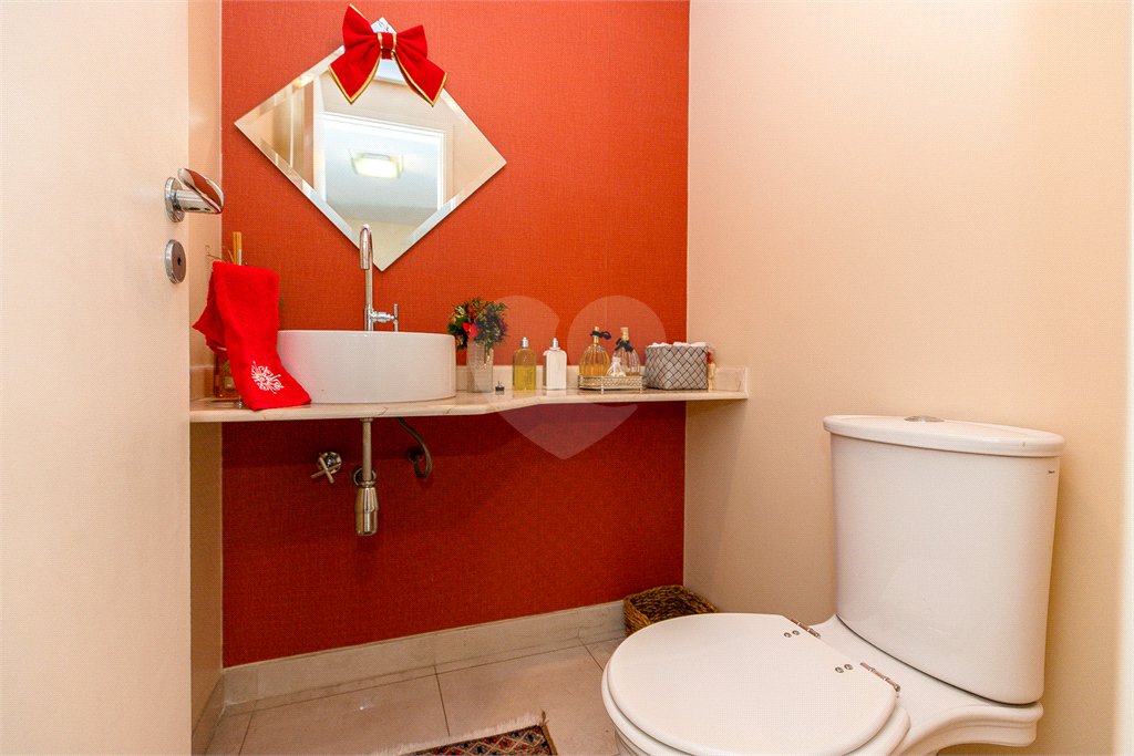 Apartamento à venda na Vila Mariana com 4 dormitórios