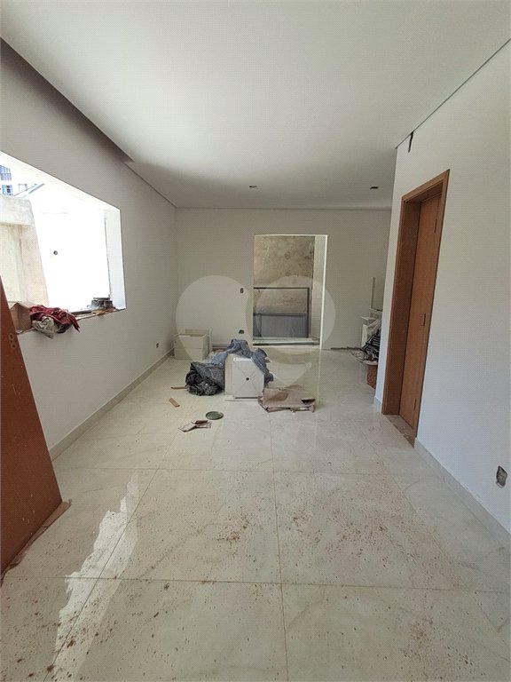 Sobrado Novo com 2 suítes e 2 vagas - Penha