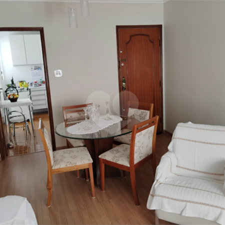 Vende-se apartamento no Jardim Aeroporto com 03 dormitórios