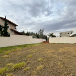 Terreno de 480m2 á venda, no condomínio Damha I, em São Carlos.