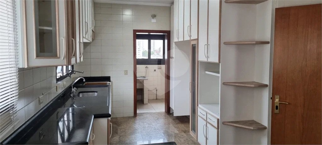 Apartamento com 3 dormitórios para alugar, 141 m², 2 vagas - Vila Regente Feijó - São Paulo