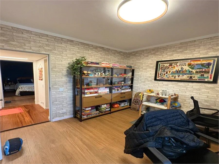 Apartamento Recém reformado e mobiliado a venda em Vila Mariana