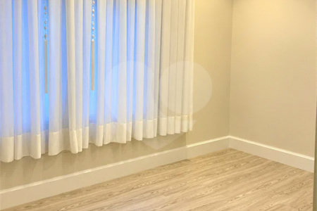 Apartamento à venda no Condomínio Family Garden, Chácara Inglesa, SBC, com 127 m², 3 suítes, varanda gourmet com churrasqueira a carvão, móveis planejados, ar-condicionado, 2 vagas cobertas e lazer completo.