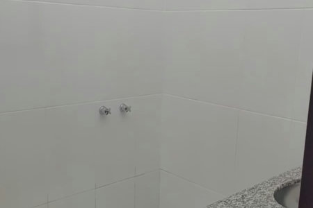 Casa à venda com 3 quartos, sendo 2 suítes, no condomínio Cafezal VI, Itupeva - SP
