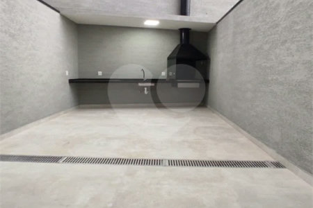 Sobrado à venda na Vila Carrão, 3 quartos (1 suíte)