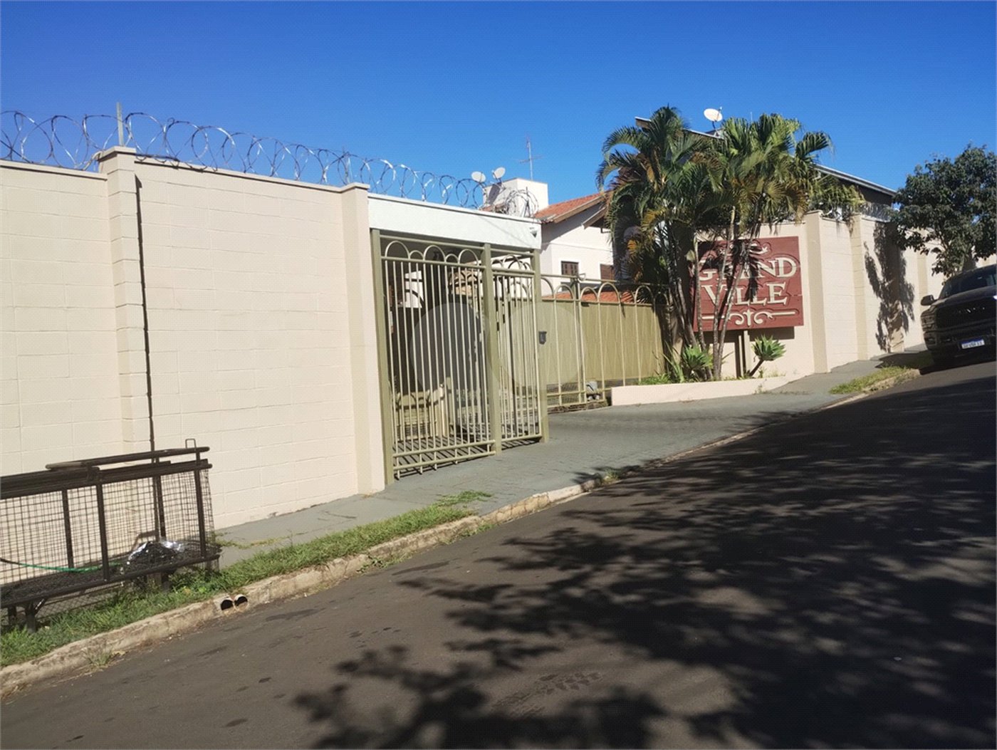 Casa a venda no Condomínio Grand Ville