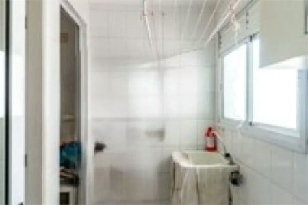 Apartamento à venda com 3 quartos, sendo 1 suíte,  em Morumbi, São Paulo, SP