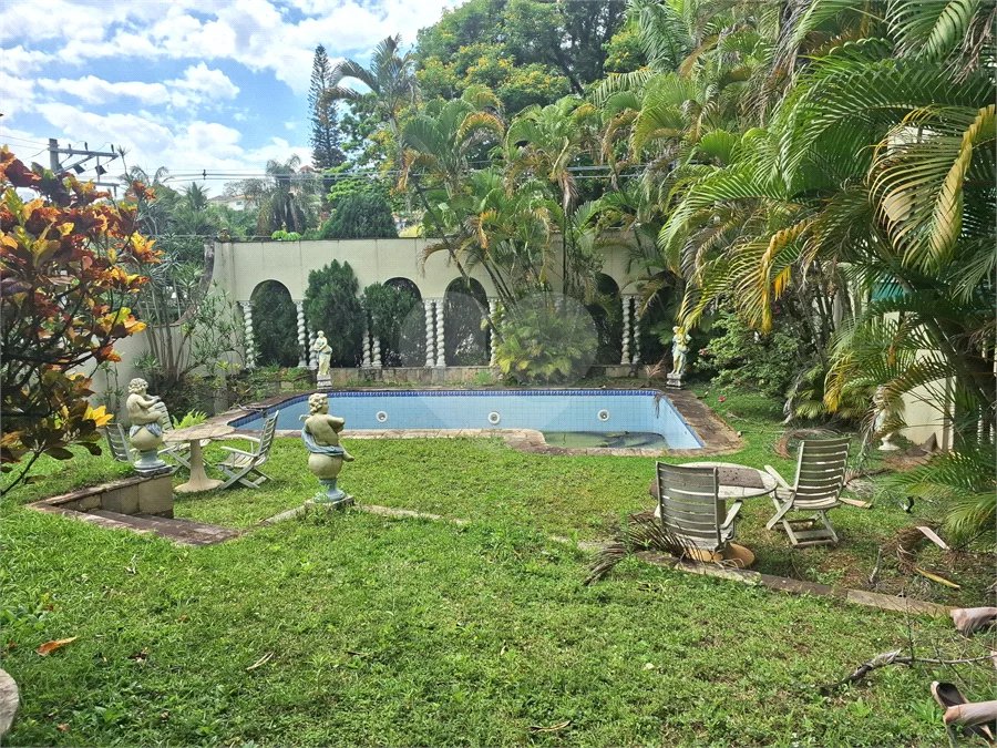Sobrado à venda com 4 quartos, sendo 2 suítes, em Santana, São Paulo, SP