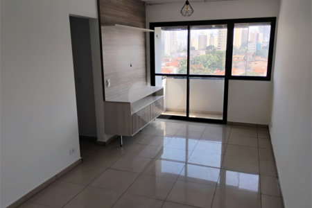 Vende-se apartamento na Vila Mascote