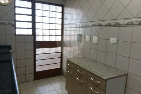 Apartamento à venda ou para alugar com 2 quartos, sendo 1 suíte,  no Centro, São Roque, SP