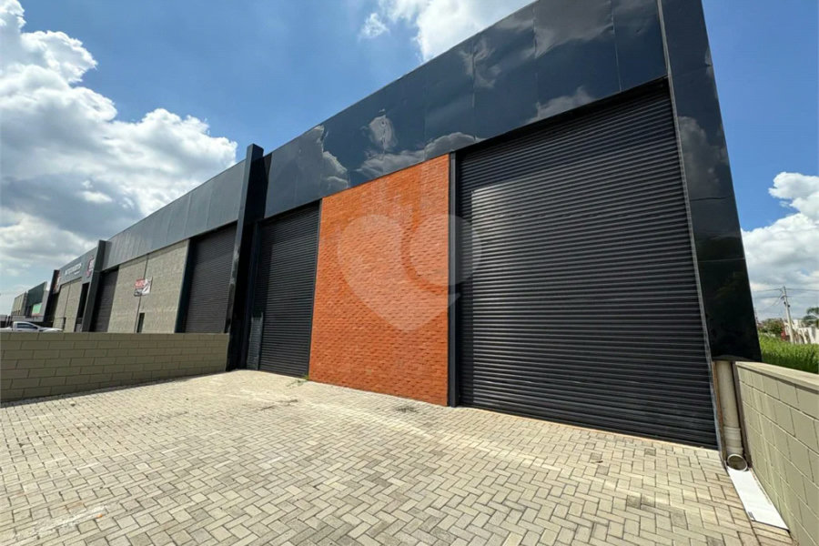 Galpão Comercial para venda e locação no Bairro Santa Rita em Piracicaba/SP.