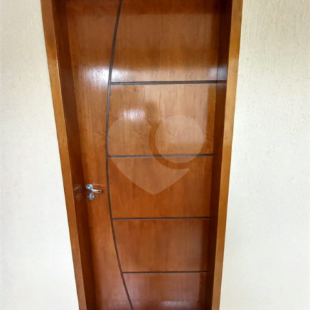 Excelente apartamento à venda, 2 quartos, ao lado do metrô Guilhermina-Esperança