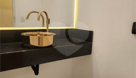 Apartamento à venda com 4 quartos, sendo 1 suíte,  em Pinheiros, São Paulo, SP