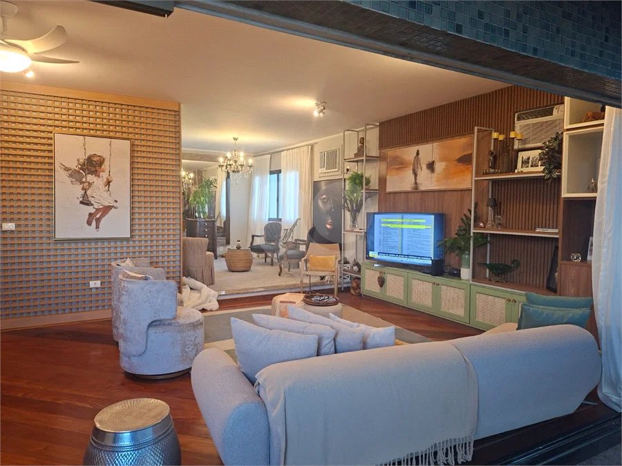Apartamento elegante no Ed. Albatroz, bairro Pau Preto, todo reformado, com 4 dormitórios (2 suítes, uma com closet) à VENDA, 180 m², por R$ 1.080.000,00 em Indaiatuba/SP.
