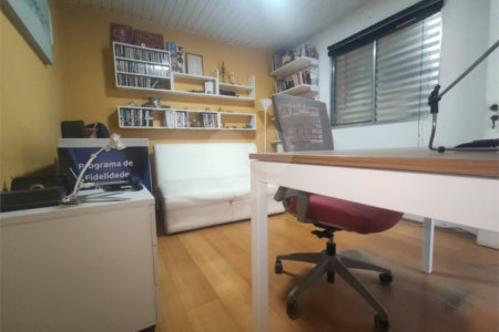 Excelente imóvel para locação comercial com 220m² e vaga no Anália Franco !!