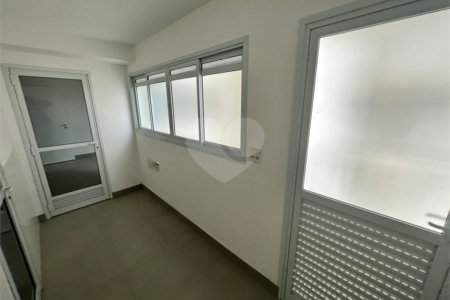 APARTAMENTO ALTO PADRÃO 3 SUÍTES 3 VAGAS VARANDA GOURMET ANÁLIA FRANCO.