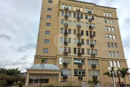 Sala Comercial no Edifício Tríade.