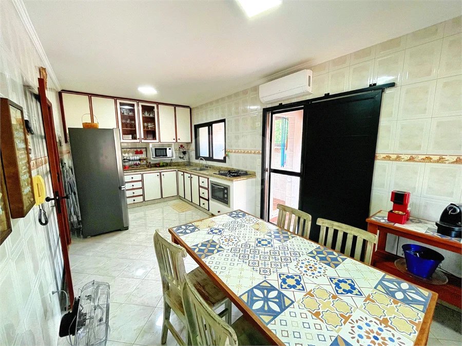 Casa à venda com 4 quartos, sendo 1 suíte,  em Loteamento Santa Rosa, Piracicaba, SP
