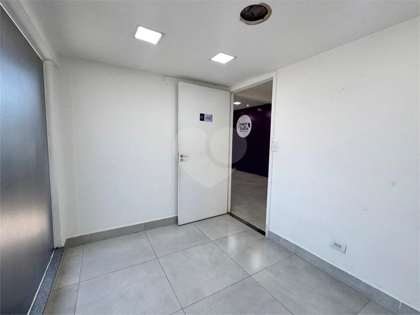 Imóvel Comercial para Venda e Locação no bairro Alto.