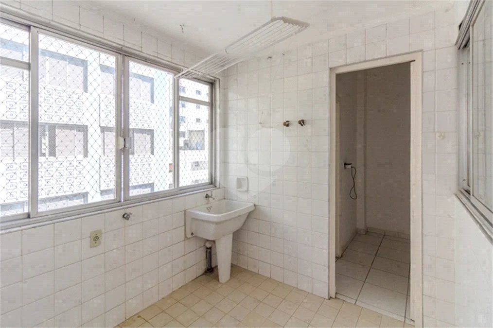 APARTAMENTO À VENDA NO PARAÍSO, 115m2, AMPLO, 2 QUARTOS