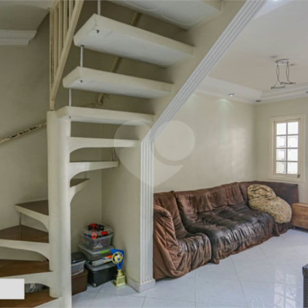 Casa de vila, 120 m², 02 dormitórios na Vila Olimpia