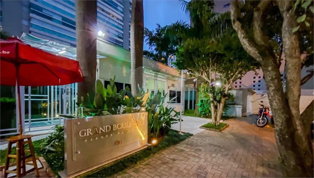 Cond Grand Boulevard. Apartamento na móoca com 228m2 sendo 3 suites 4 vagas, Estuda Permuta.