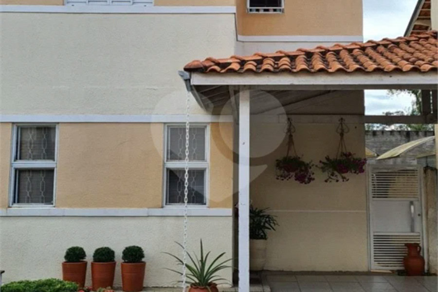 Aconchegante Casa à venda em Piracicaba no Condomínio Vila Santa Clara de 76m².